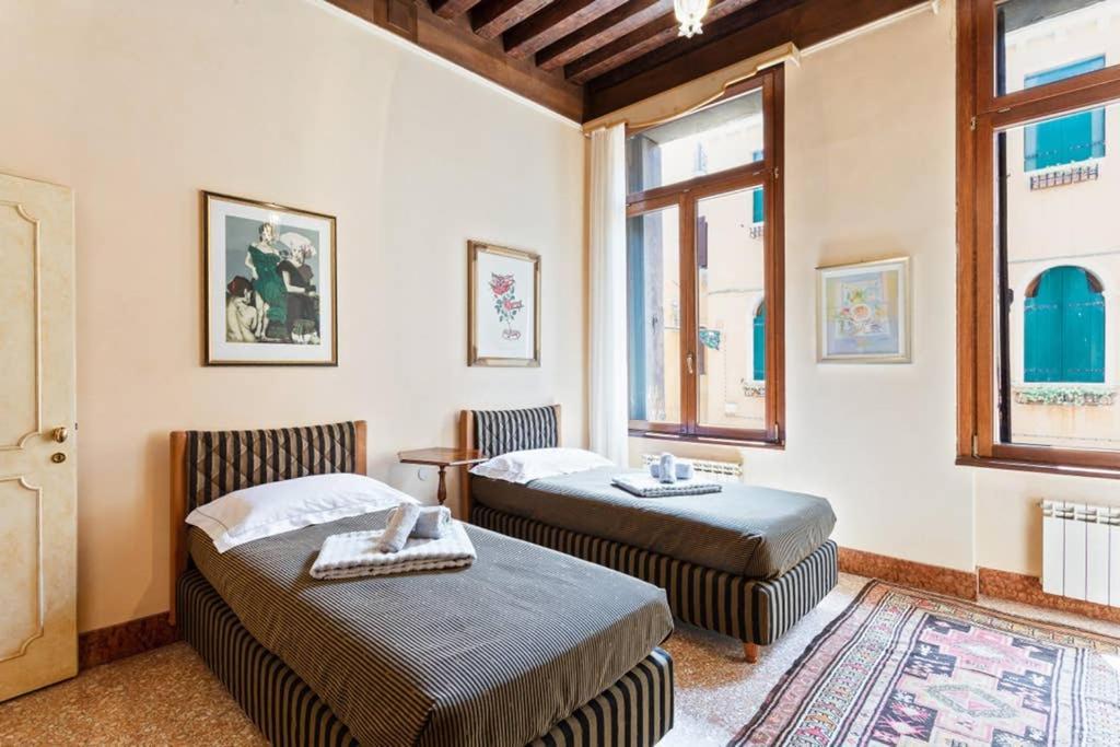 Doge Palace Luxury Apartment - Cannaregio Venice Exterior photo