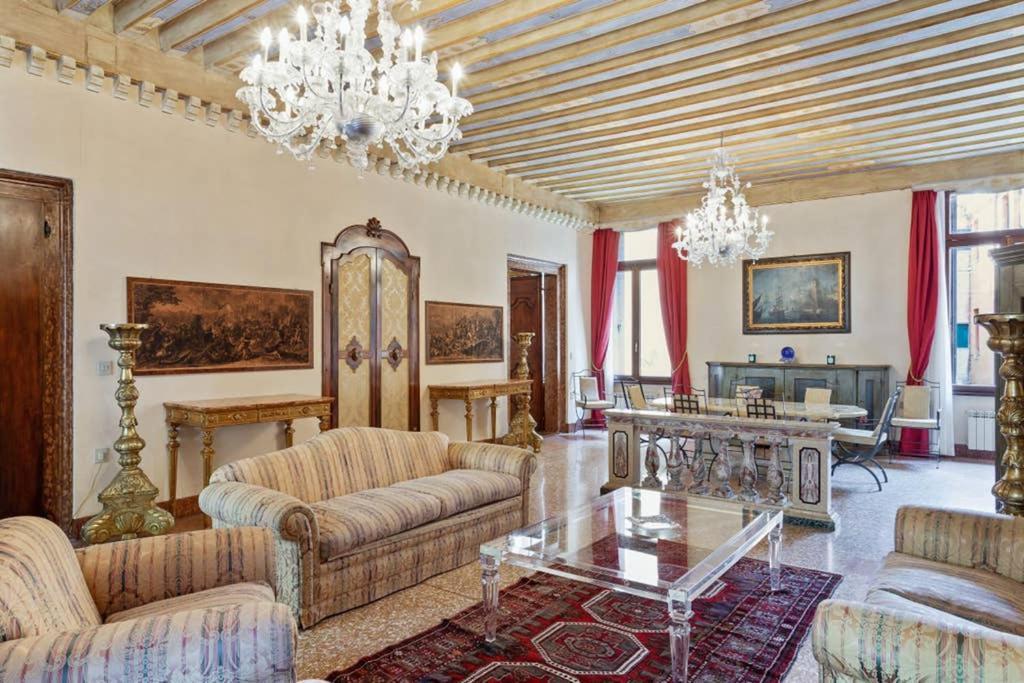 Doge Palace Luxury Apartment - Cannaregio Venice Exterior photo