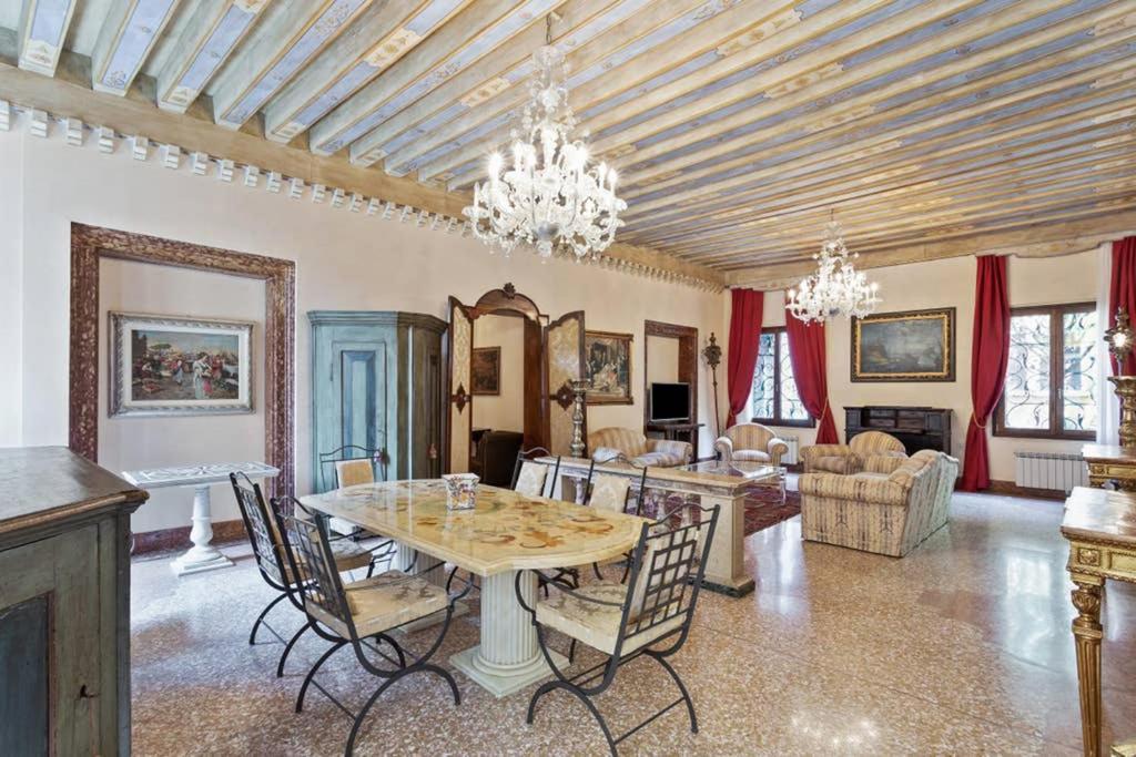 Doge Palace Luxury Apartment - Cannaregio Venice Exterior photo
